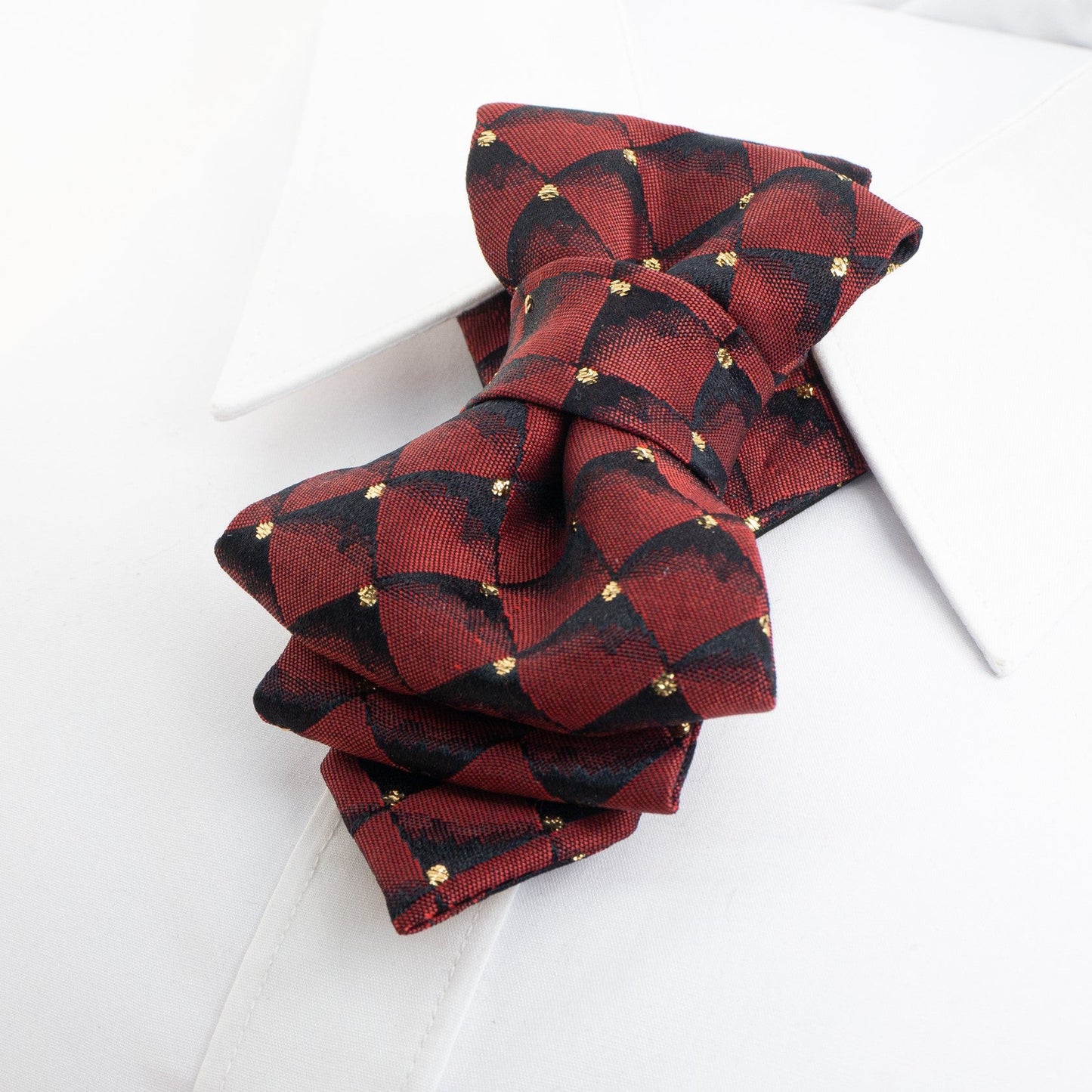 Womens necktie, BOW TIE BORDO DIAMOND FOR LADIES, handmade ladies red necktie