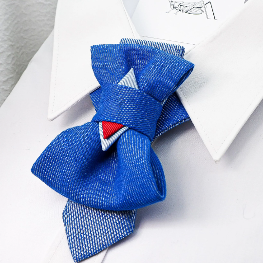 Bow tie hopper tie, Ruty Design, Bow tie, Vertical hopper hand made tie, Best bow tie, Vilnius  bow tie, hand made bow tie Handmade blue wedding tie

Luxury nautical style men’s tie

Elegant blue tie for groom

Hopper collection necktie "Nice"

Aqua and red accent necktie

Unique maritime wedding tie

Designer blue tie for men

Handcrafted tie for seaside wedding

Gift for stylish man – blue necktie

Blue necktie for summer outfit

Linen bow tie alternative

Fun party tie with nautical vibe

Baltic handmade