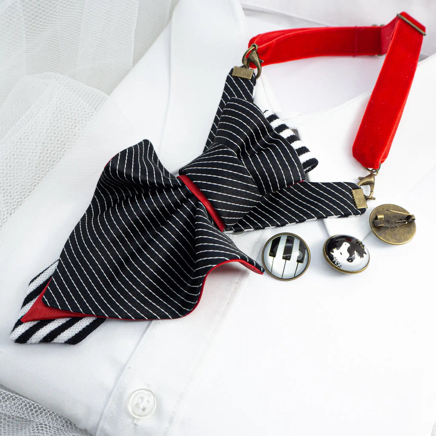 Classic Women's bow tie "Contrasts"