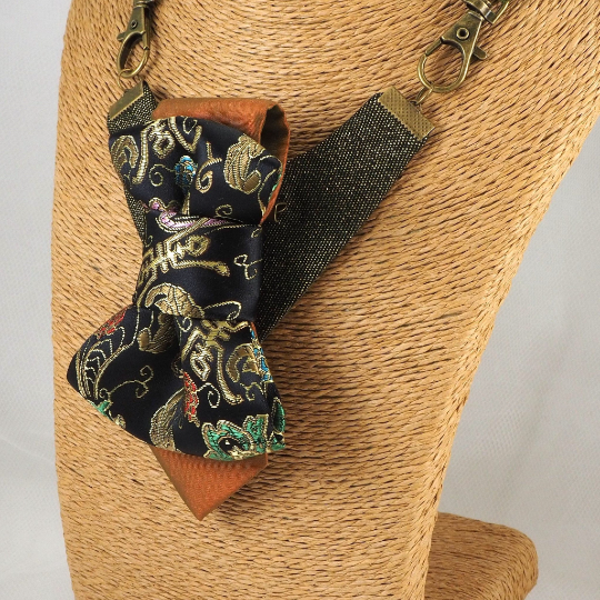 BOW TIE HOPPER TIE VICTORIA FOR LADIES women's necktie, handmade necktie, luxury accessory, neck accessory, patterned necktie, women's fashion, stylish necktie, exclusive necktie, detailed necktie, gift idea, high-quality necktie, unique design, feminine style, shirt accessory, elegant necktie, handcrafted, necktie, for women, luxury, fashion, style, accessory, gifts, exclusive