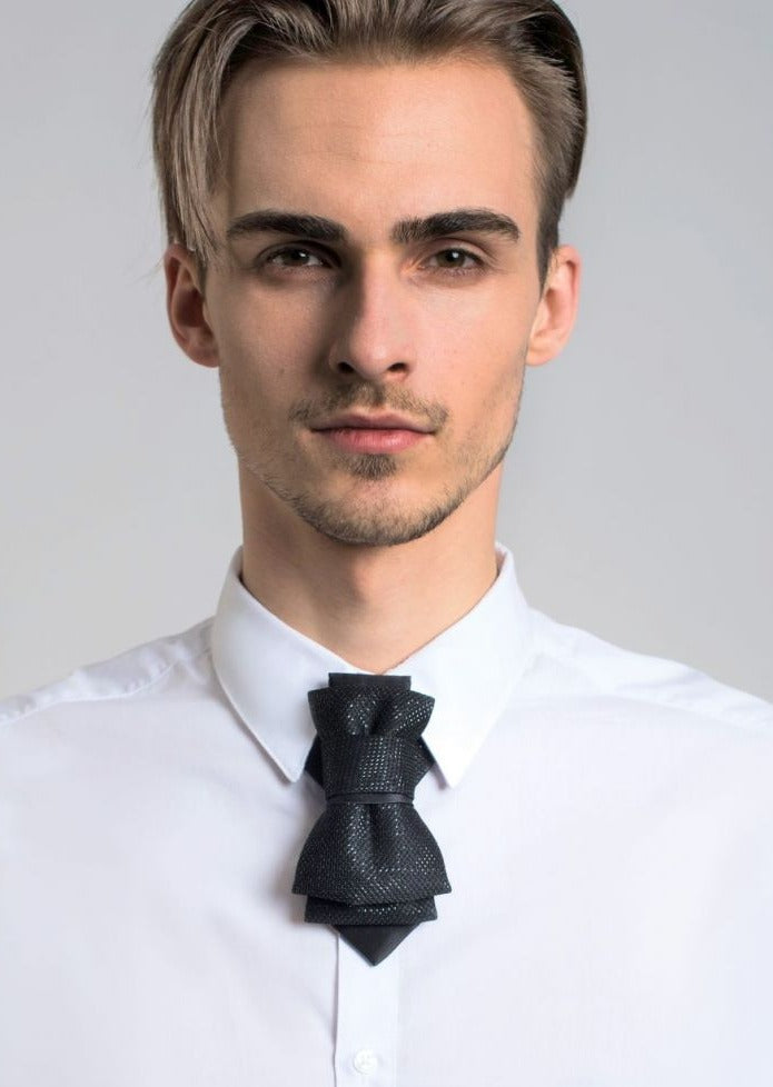 HOPPER TIE THE BLACK SHINING, High-quality handmade bow ties Original design bow ties, Wedding bow ties e-shop, Designer bow ties for weddings, Handcrafted bow ties for grooms, Unique wedding accessories Handmade bow ties for men, Original bow ties for groomsmen, Custom wedding bow ties