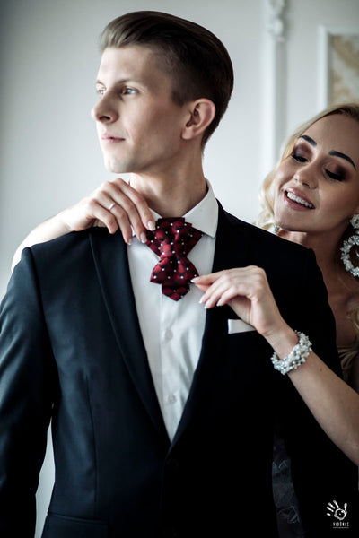 Wedding Burgundy bow tie , Burgundy bow tie "Burgundy diamond" is perfect for both the groom and the guest of a solemn wedding. Both for a luxurious dinner and an important day at work.